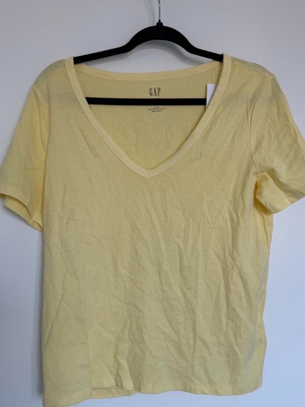 Gap Women's Yellow T-shirt
